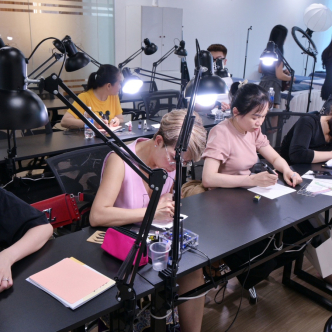 Kết thúc những ngày học chương trình nâng cao các kỹ thuật tại Việt Nam.