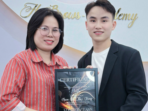 Tốt nghiệp khoá Tháng 7/2024