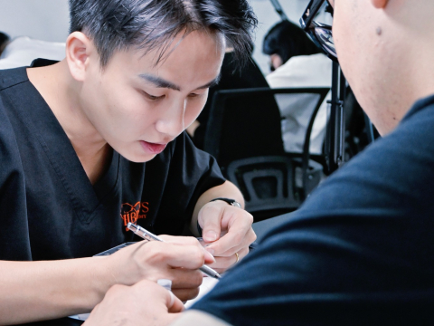 Kết thúc những ngày học chương trình nâng cao các kỹ thuật tại Việt Nam.