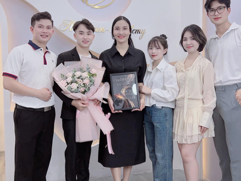 Tốt nghiệp khoá Tháng 5/2024