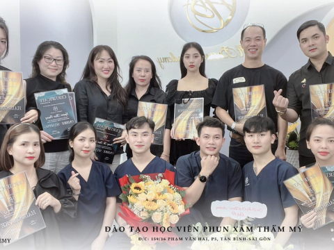 Tốt nghiệp khoá Tháng 4/2024