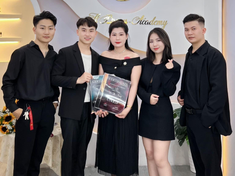 Tốt nghiệp khoá Tháng 3/2024