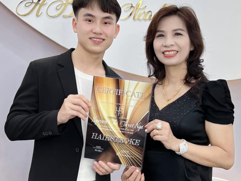 Tốt nghiệp khoá Tháng 3/2024