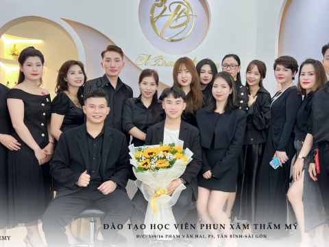 Tốt nghiệp khoá Tháng 3/2024