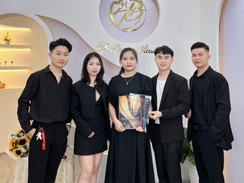 Tốt nghiệp khoá Tháng 3/2024