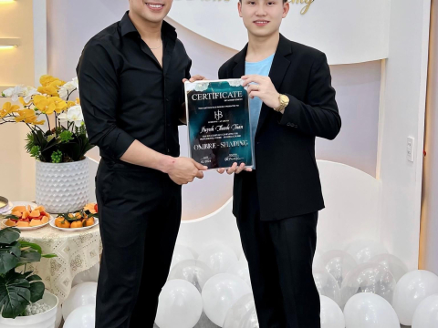 Tốt nghiệp khoá Tháng 2/2024