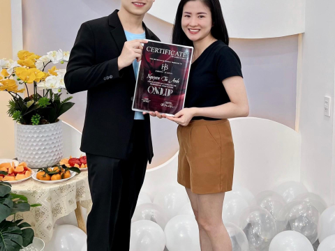 Tốt nghiệp khoá Tháng 2/2024