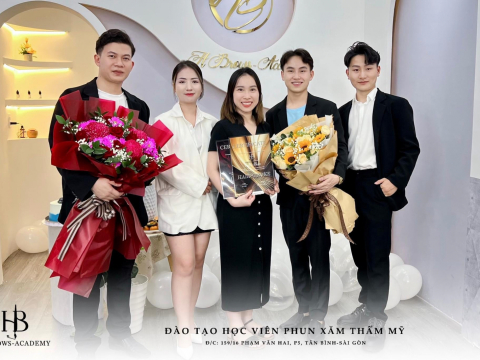 Tốt nghiệp khoá Tháng 2/2024