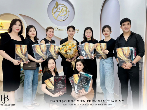 Tốt nghiệp khoá Tháng 2/2024